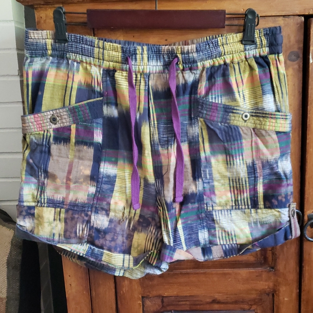 Pilcro Anthropology Vibrant Madras Plaid Shorts L